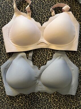 SHECURVE Wireless Scalloped Edge Padded Bra Bundle Light Pink and Grey Large